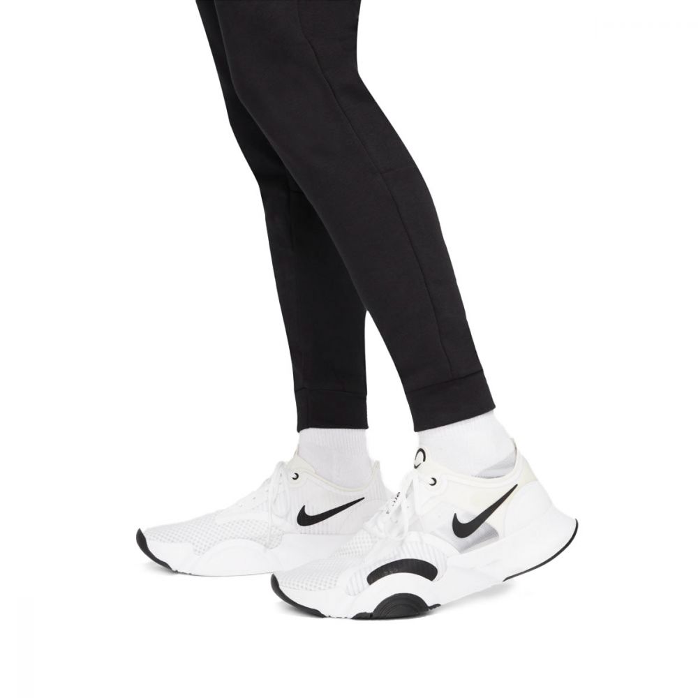 nike dri fit tapered